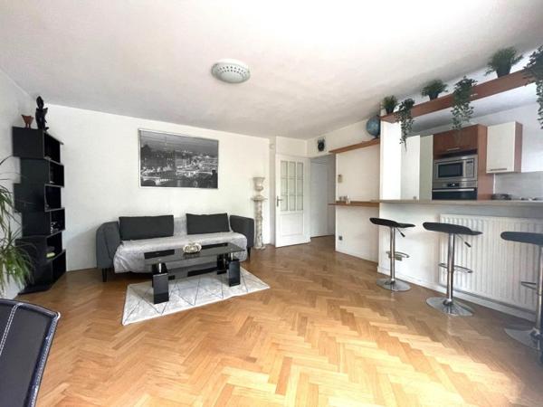 Location / Appartement T3 à Courbevoie (92400)