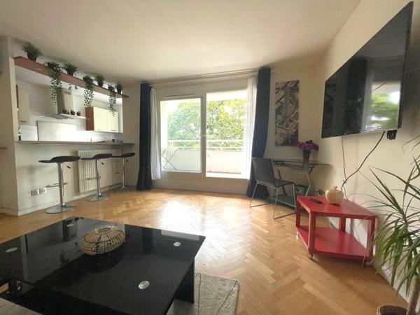 Location / Appartement T3 à Courbevoie (92400)