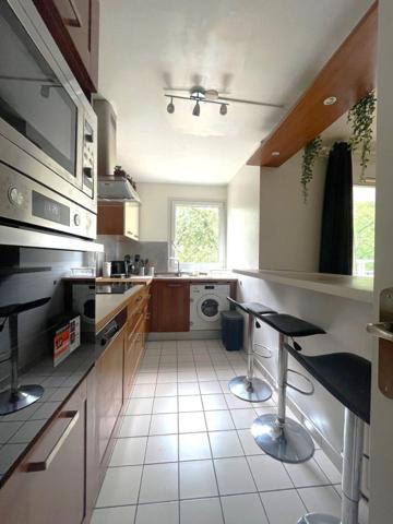 Location / Appartement T3 à Courbevoie (92400)