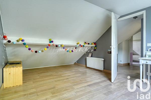 Maison à vendre 9 pièces 184 m² Montesson