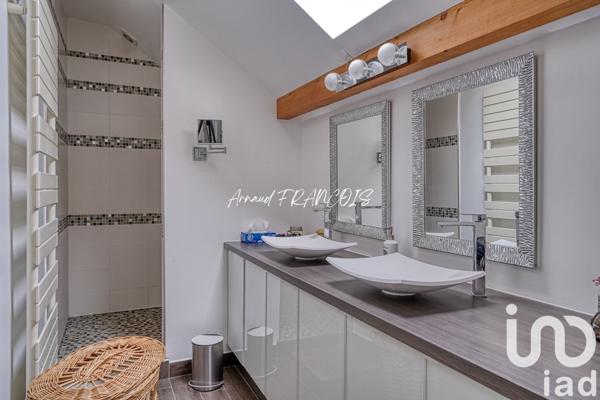 Maison à vendre 9 pièces 184 m² Montesson