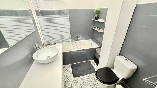 Appartement A Vendre à Nice 2 pièce(s) Quartier Lanterne 59.5M2