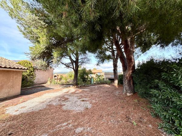 Maison familiale rare à Saint-Cyr-sur-Mer – Secteur recherché des Lecques