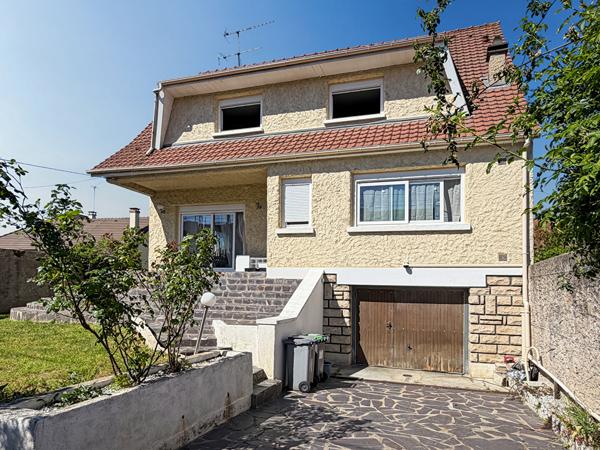 Maison 6 pièces La ville du bois 145m2