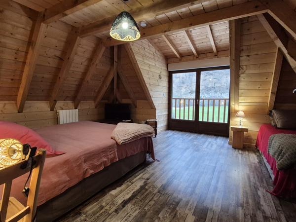 À vendre - Maison, 4 pièces située à Campan (65710)