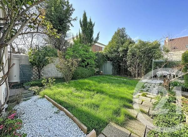 Maison à vendre  6 pièces - 105,66 m 2   VILLEJUIF  - 94