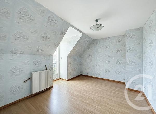 Maison à vendre  6 pièces - 105,66 m 2   VILLEJUIF  - 94