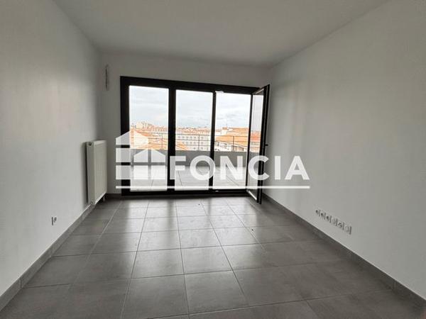 Location Appartement 2 pièces 38.75 m² - Sete 34400