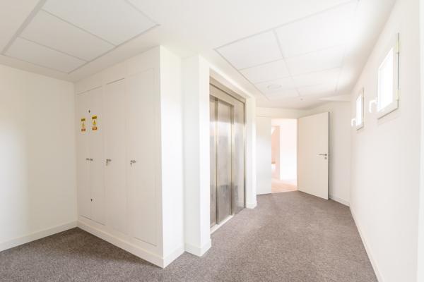 Local commercial à vendre .