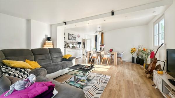 Appartement 4 pièces à vendre à Reims - 81 m², 1er étage, balcon, parking couvert