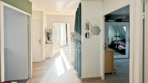 Appartement 4 pièces à vendre à Reims - 81 m², 1er étage, balcon, parking couvert
