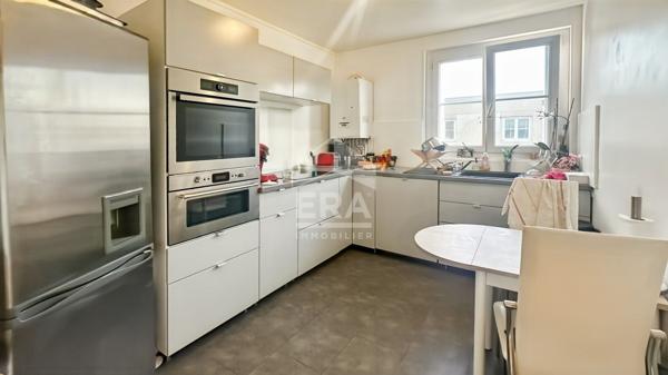 Appartement 4 pièces à vendre à Reims - 81 m², 1er étage, balcon, parking couvert