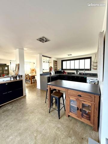 CONTEMPORAINE DE STANDING Quartier Fétilly 120m² avec Rooftop et Cave