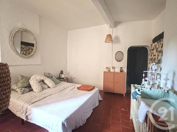 Appartement F3 à vendre  3 pièces - 79 m2 FORCALQUIER - 04