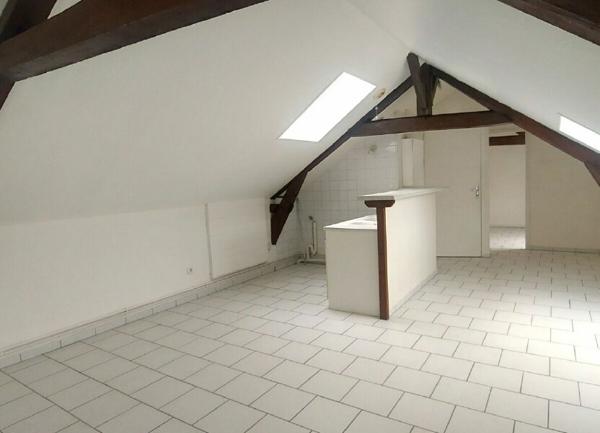 Appartement à louer    1 pièce •  Château-Thierry