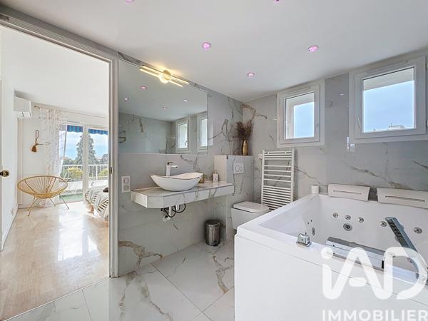 Appartement à vendre 4 pièces 97 m² Le Cannet