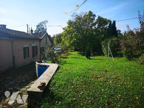 Brauvilliers, maison de village F4 de plain-pied