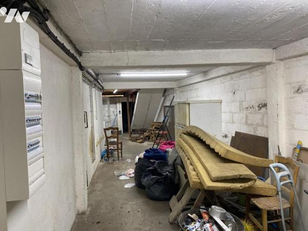 Commequiers, centre bourg, maison à rénover avec garage sur terrain de 340m² !