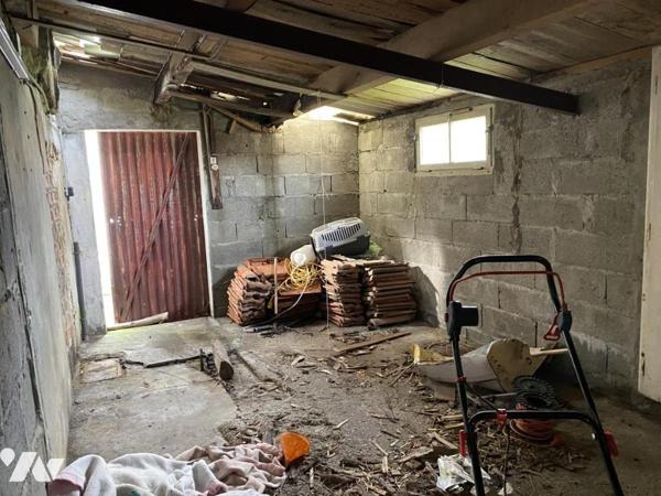 Commequiers, centre bourg, maison à rénover avec garage sur terrain de 340m² !