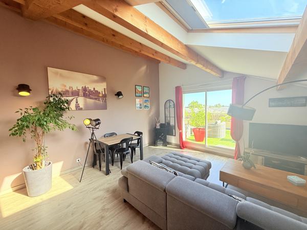 Biguglia (20620) Location meublée à l’année - Mini-Villa sur toit - Terrasse 100 m² – Vue dégagée mer & montagnes