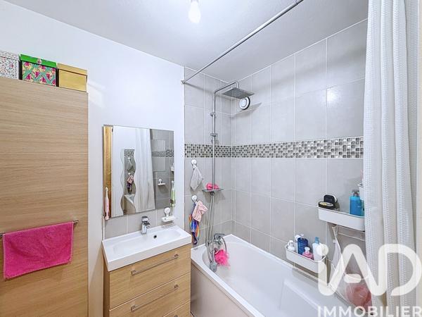 Appartement à vendre 4 pièces 81 m² Montigny-le-Bretonneux