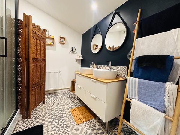 Maison Blois 8 pièces avec 5 appartements locatifs.