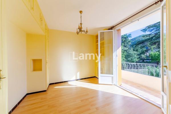 Appartement + annexe
