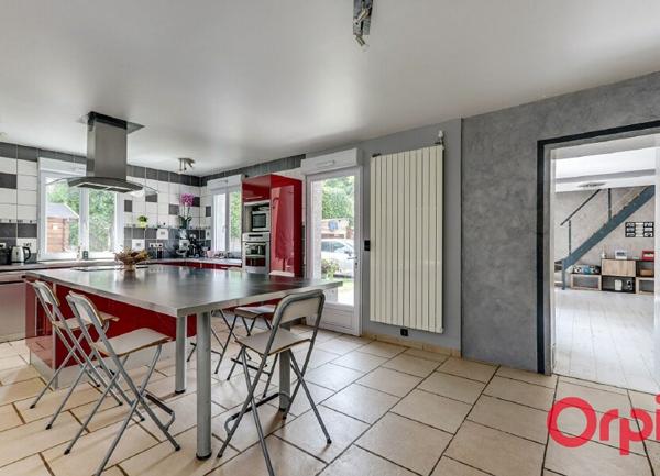 Appartement à louer    1 pièce •  Stains