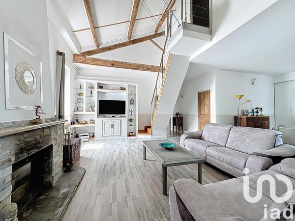 Maison à vendre 5 pièces 130 m² Cuges-les-Pins