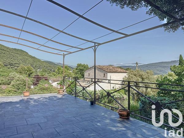 Maison à vendre 5 pièces 130 m² Cuges-les-Pins