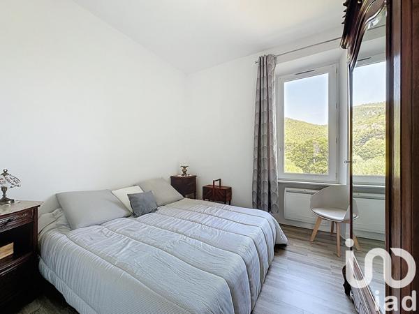 Maison à vendre 5 pièces 130 m² Cuges-les-Pins