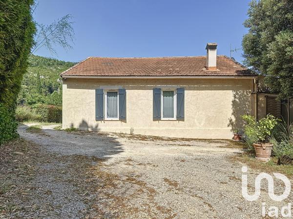 Maison à vendre 5 pièces 130 m² Cuges-les-Pins