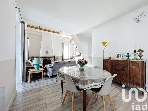 Maison à vendre 5 pièces 130 m² Cuges-les-Pins