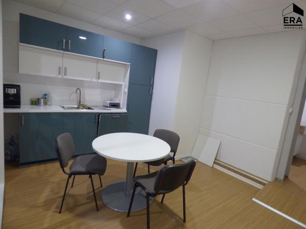 Location Venelles Bureau 15 m²  tout équipé - toutes charges incluses  -