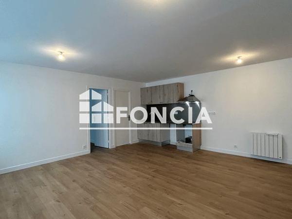 Location Appartement 2 pièces 43.44 m² - 56B, Route d'Orbec Lisieux 14100