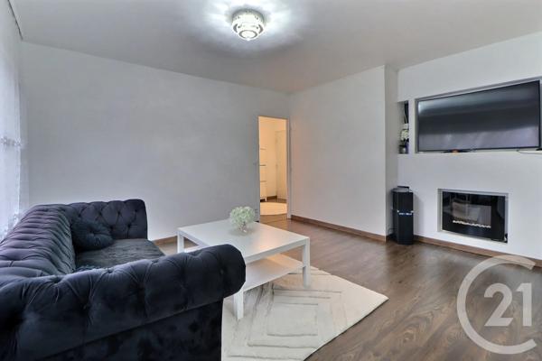 Appartement F4 à vendre  4 pièces - 70,30 m 2   AULNAY SOUS BOIS  - 93