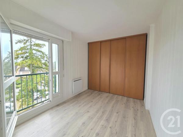 Appartement F4 à vendre  4 pièces - 81,05 m 2   ST OUEN L AUMONE  - 95