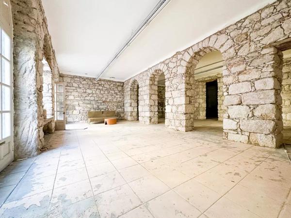 Vente Local commercial 1 pièces 168 m2 à Nice