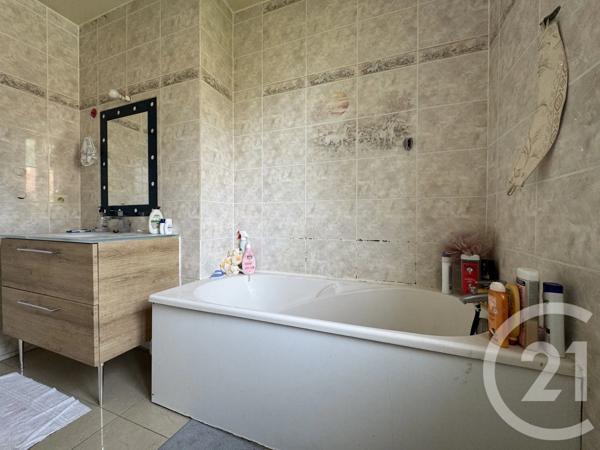 Maison à vendre  6 pièces - 107 m 2   GOUSSAINVILLE  - 95