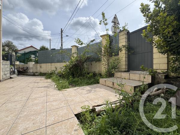 Maison à vendre  6 pièces - 107 m 2   GOUSSAINVILLE  - 95