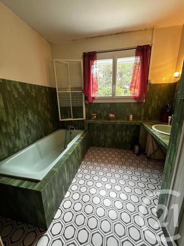 Maison à vendre  6 pièces - 144 m2 CRAVANS - 17