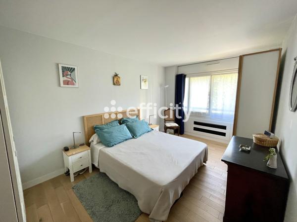 Appartement
         4 pièces
        - 92 m² Exclusivité 640 000 € *
