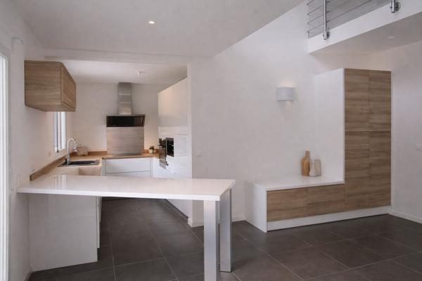 PESSAC-MAGONTY - Maison individuelle - 5 pièces - 128.34m2 - 4 chambres - Cheminée - Garage - Jardin - Parcelle 351m2