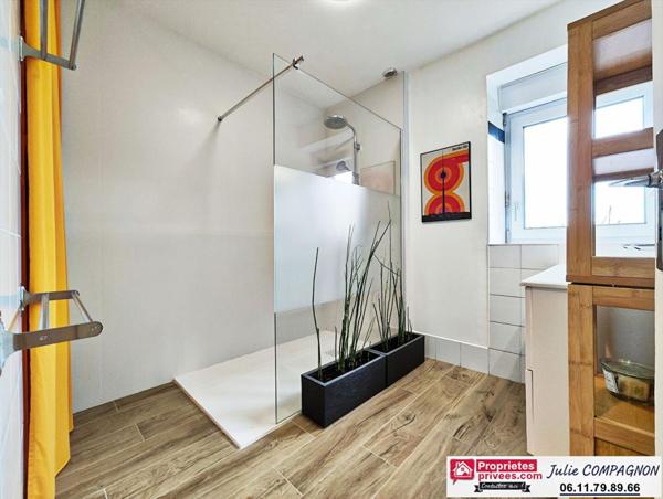 LONGERE DE CARACTERE 243 M² - 5 CHAMBRES - JARDIN - CARPORTS