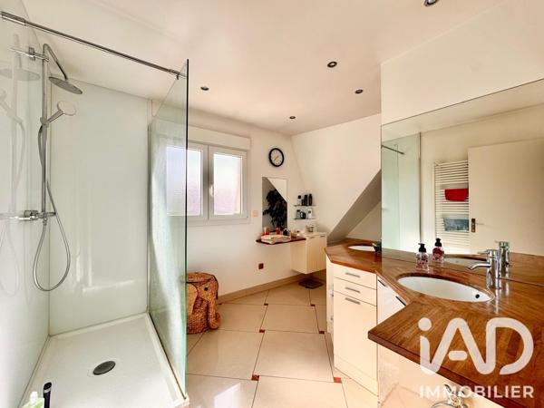 Maison à vendre 5 pièces 122 m² Sucy-en-Brie