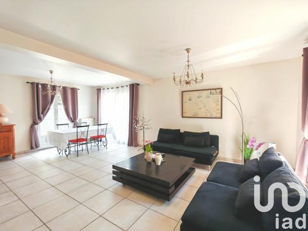 Maison à vendre 5 pièces 145 m² Sainte-Geneviève-des-Bois