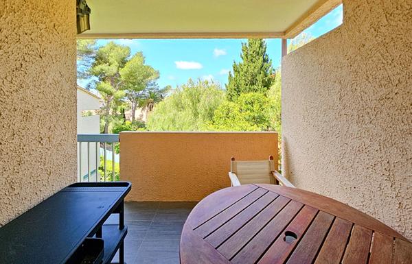 CARQUEIRANNE, T4 duplex dernier étage de 131.73 m² en surface utile