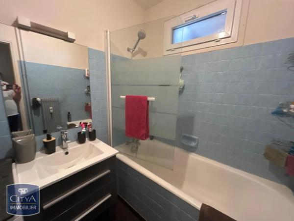 Appartement à louer 3 pièces 64.71m² Cébazat (63118)