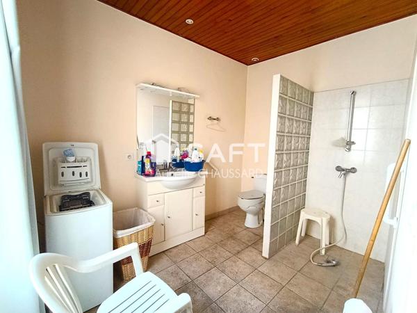 Maison de village 6 chambres garage terrasse