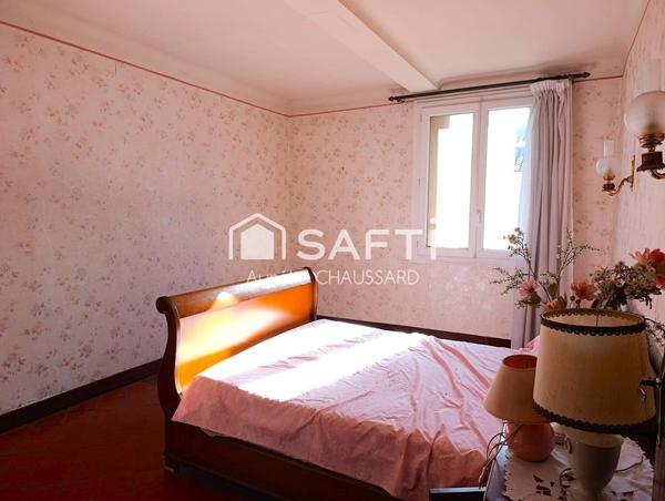 Maison de village 6 chambres garage terrasse